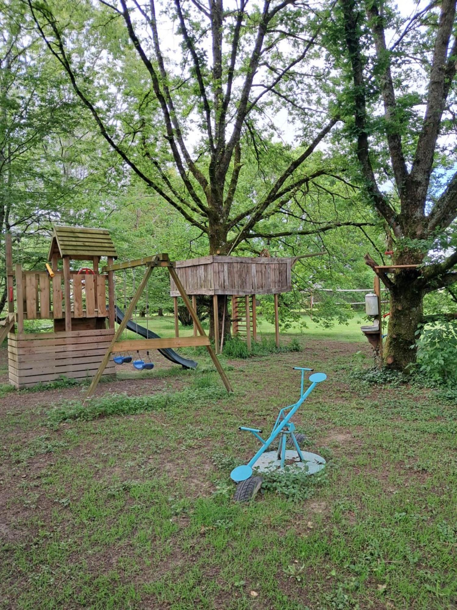 Le Buisson De La Gariole Bed & Breakfast Aubigny-sur-Nère Oda fotoğraf