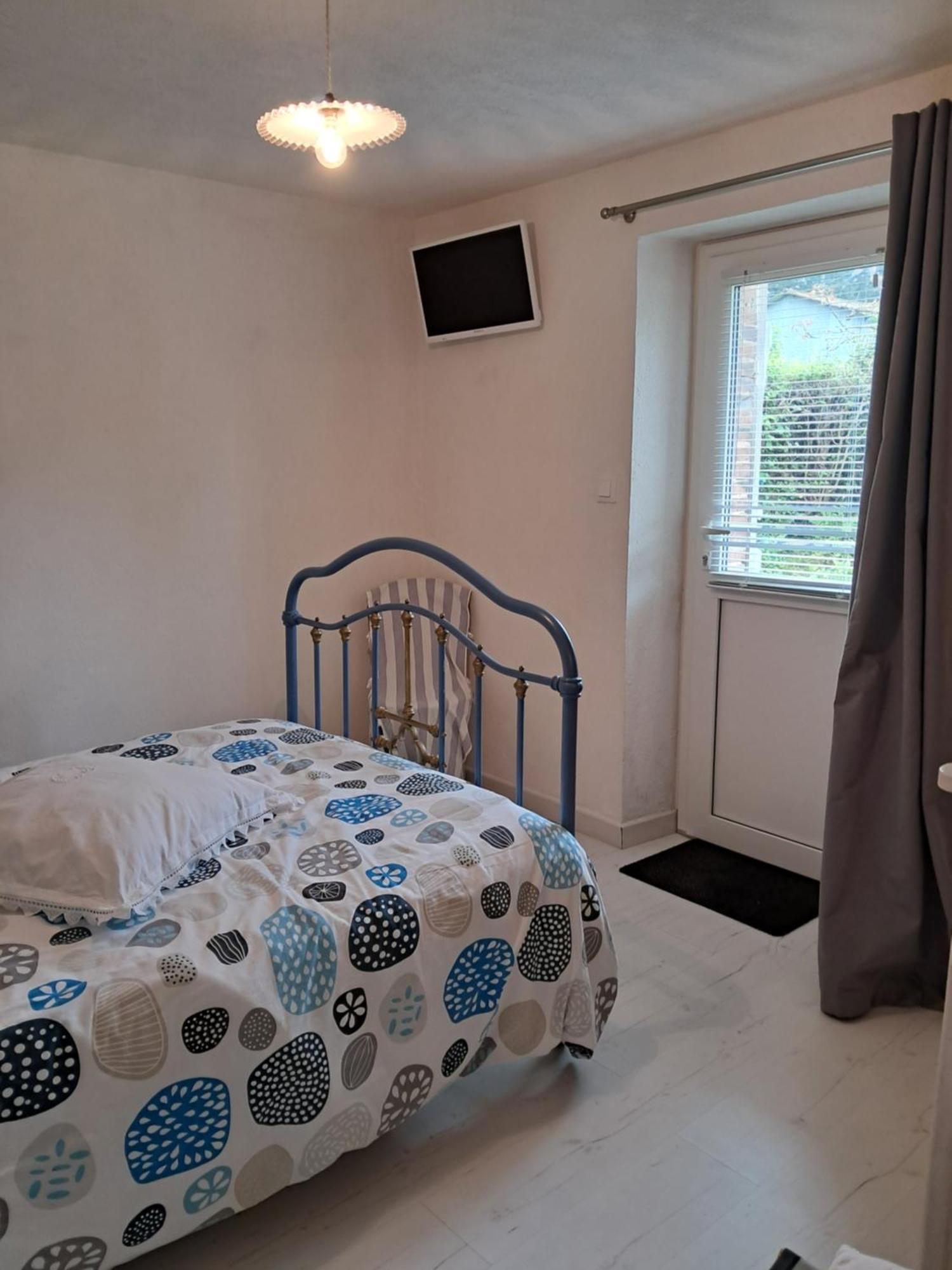 Le Buisson De La Gariole Bed & Breakfast Aubigny-sur-Nère Oda fotoğraf